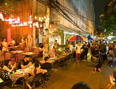 Villa Cha Cha Banglumphu