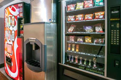 Quality Inn & Suites Metropolis I-24