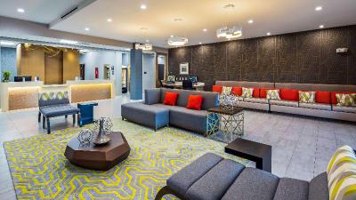 Comfort Inn & Suites Houston I-45 North - IAH