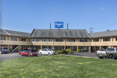 Rodeway Inn Bristol near Sesame Place