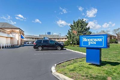 Rodeway Inn Bristol near Sesame Place