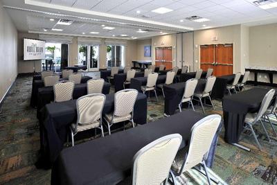 Hotel Dello Fort Lauderdale Airport
