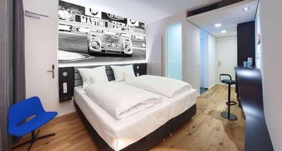 V8 Hotel Motorworld Region Stuttgart, BW Premier