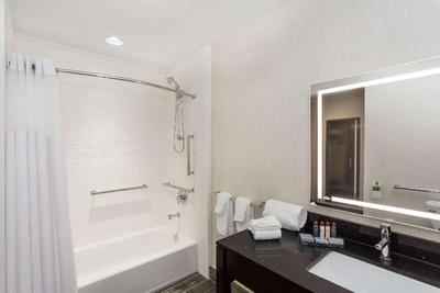 Wingate by Wyndham Miami Airport