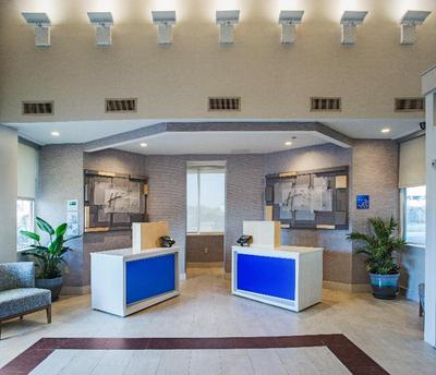 Holiday Inn Express Nags Head Oceanfront