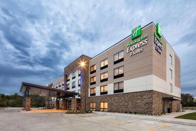 Holiday Inn Express and Suites East Peoria - River