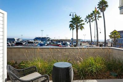 Inn at the Pier Pismo Beach, Curio Collection by H