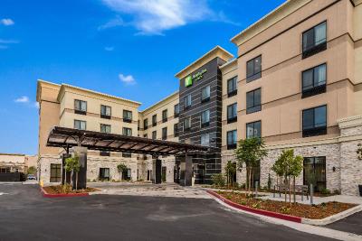 Holiday Inn & Suites Silicon Valley - Milpitas