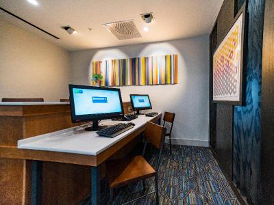 Holiday Inn Express and Suites Southaven Central -