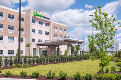 Holiday Inn Express and Suites Tampa North - Wesle