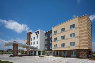 Fairfield Inn & Suites Dallas West/I-30