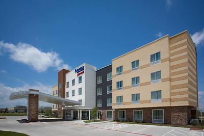 Fairfield Inn & Suites Dallas West/I-30