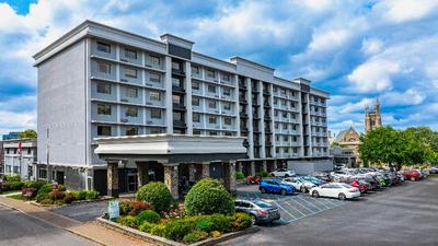 Holiday Inn Niagara Falls State Park Entry by IHG