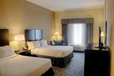 Holiday Inn Express and Suites Lebanon