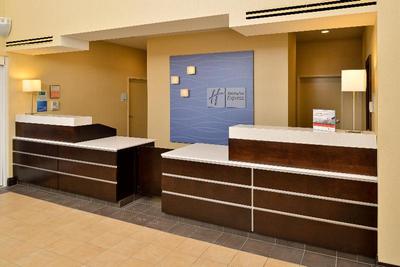 Holiday Inn Express Suites Peekskill-Lower Hudson