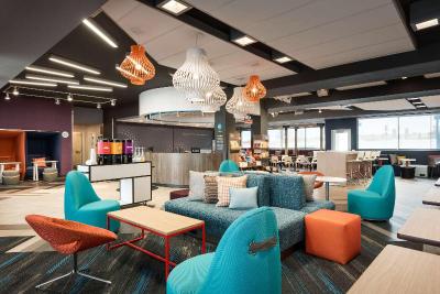 Tru by Hilton Cedar Rapids, IA