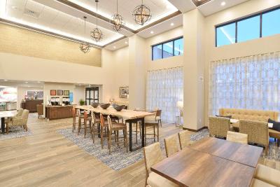 Hampton Inn & Suites Menomonie, WI