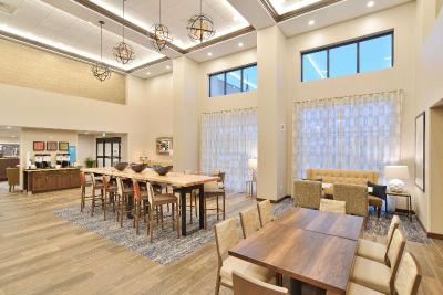 Hampton Inn & Suites Menomonie, WI