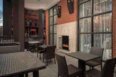 Courtyard Syracuse Downtown at Armory Square