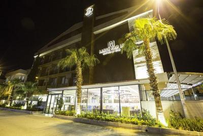 Laren Family Hotel & Spa