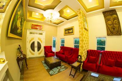 The Train Resort - Sauna & Spa