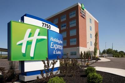 Holiday Inn Express Cincinatti North - Liberty Way