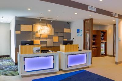 Holiday Inn Exp & Sts Detroit Northwest - Livonia