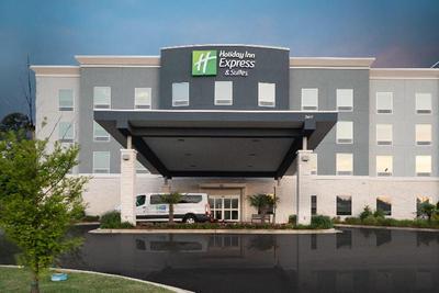 Holiday Inn Express & Suites Memphis Elvis Presley