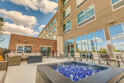 Holiday Inn Exp & Sts Okemos - University Area