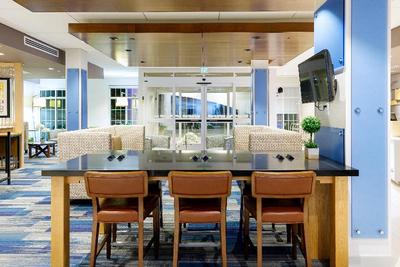 Holiday Inn Express & Suites Sturbridge