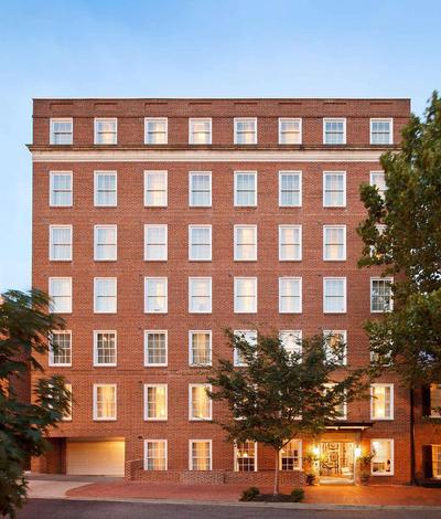 The Graham Hotel Washington DC Tapestry Collection