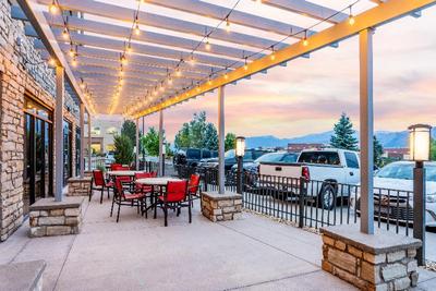 Holiday Inn Express & Suites Colorado Springs AFA