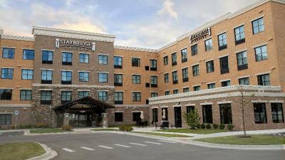 Staybridge Suites Auburn Hills - Crossing Drive