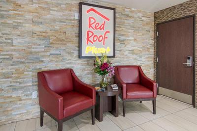 Red Roof PLUS+ Fort Worth - Burleson