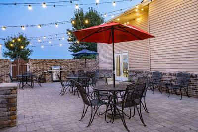 AmericInn by Wyndham Aberdeen - Event Center
