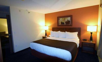 AmericInn by Wyndham Cedar Rapids/CID Airport