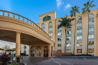La Quinta Inn & Suites West Palm Beach Airport