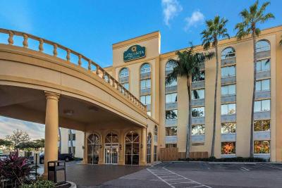 La Quinta Inn & Suites West Palm Beach Airport