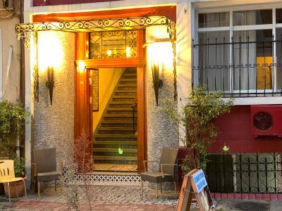 Antique Hostel
