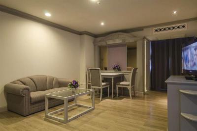 The Pantip Hotel Ladprao