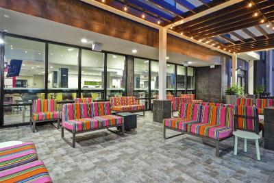 Home2 Suites by Hilton Texas City, TX