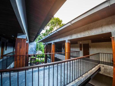 J4 Hotel Samui