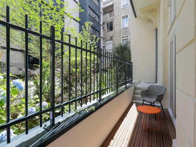 Mode Paris Aparthotel