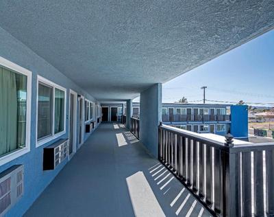 Azul Inn & Suites