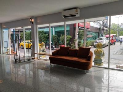 BIRD Room Hotel