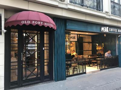 Old Port Hotel