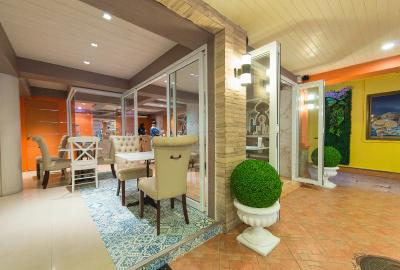 Khaosan Palace Hotel