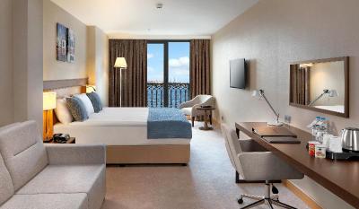 Port Bosphorus Hotel