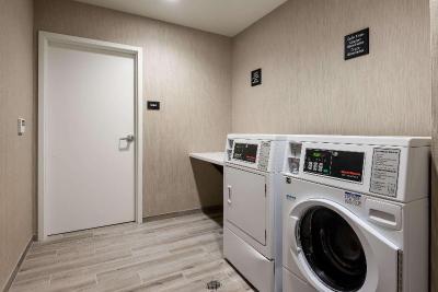 Hampton Inn Baltimore Bayview Campus