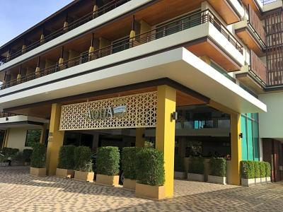 Aqua Resort SHA by ZUZU